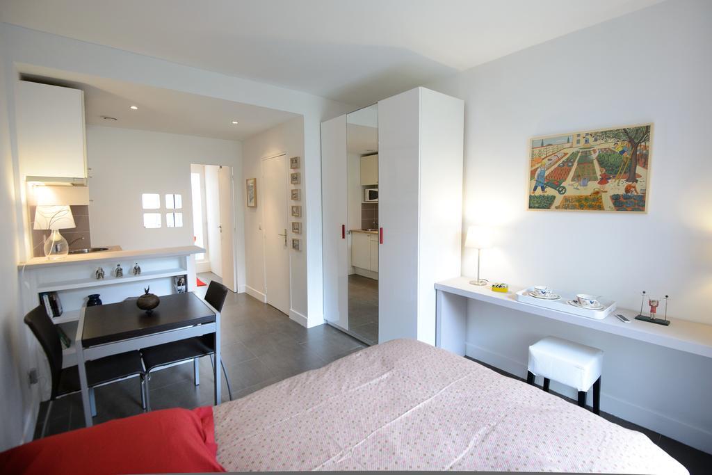 La Campagne A Paris B&B Стая снимка